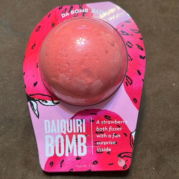 NWT Da Bomb Bath Daiquiri Bomb - Picture 1 of 4